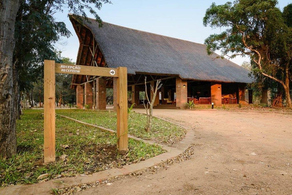 Montebelo Gorongosa Lodge & Safari Mtindiri Exterior foto